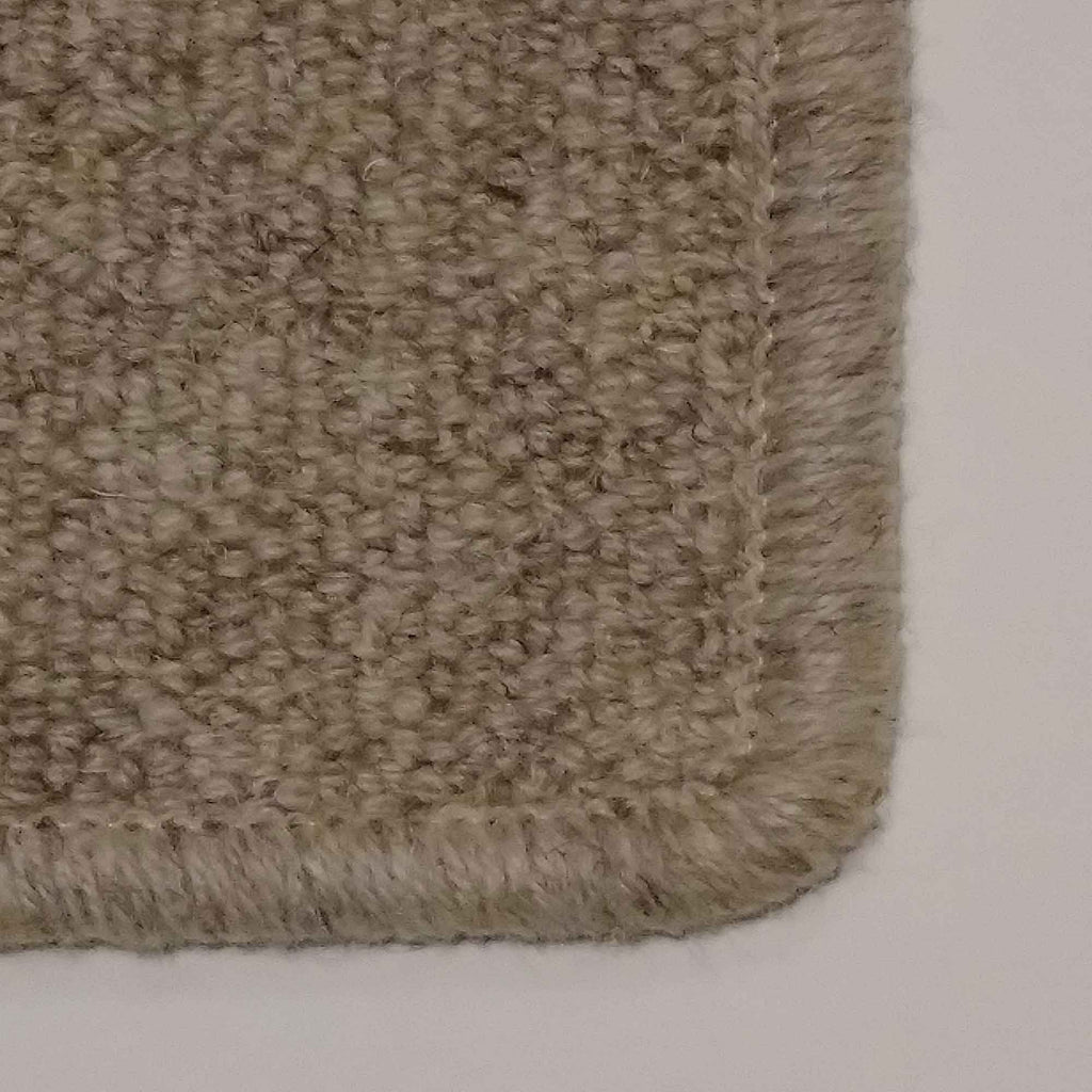 Non-Toxic Luxurious Wool Area Rug 48oz Beige